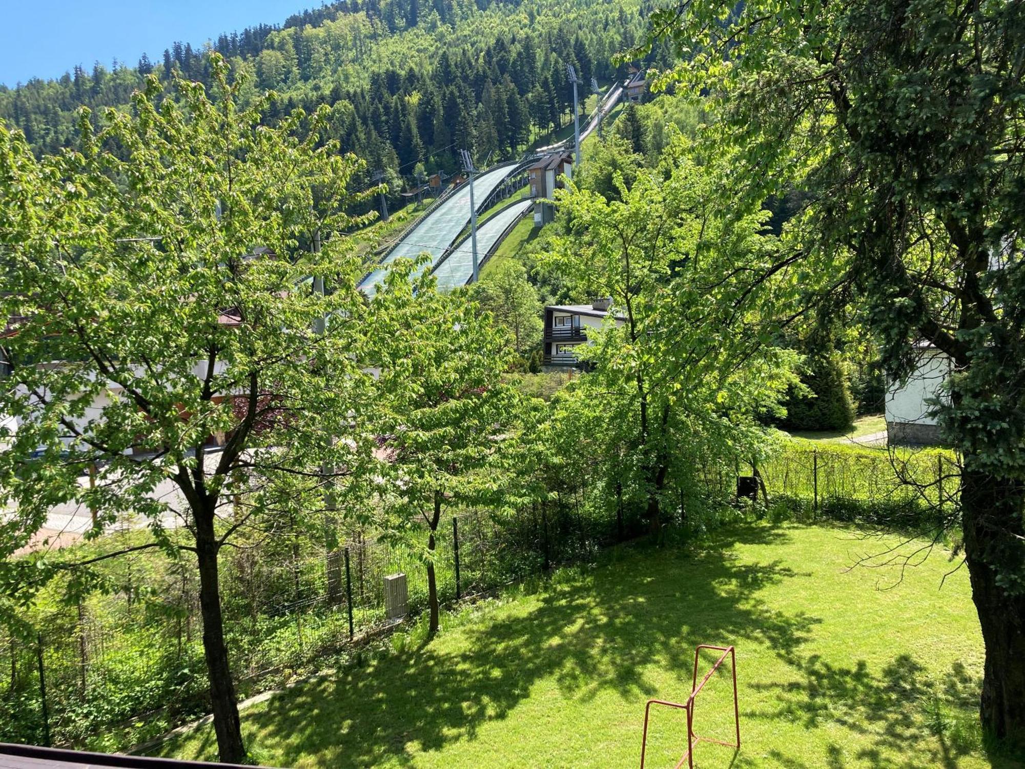 Odskocznia House Villa Щирк Екстериор снимка